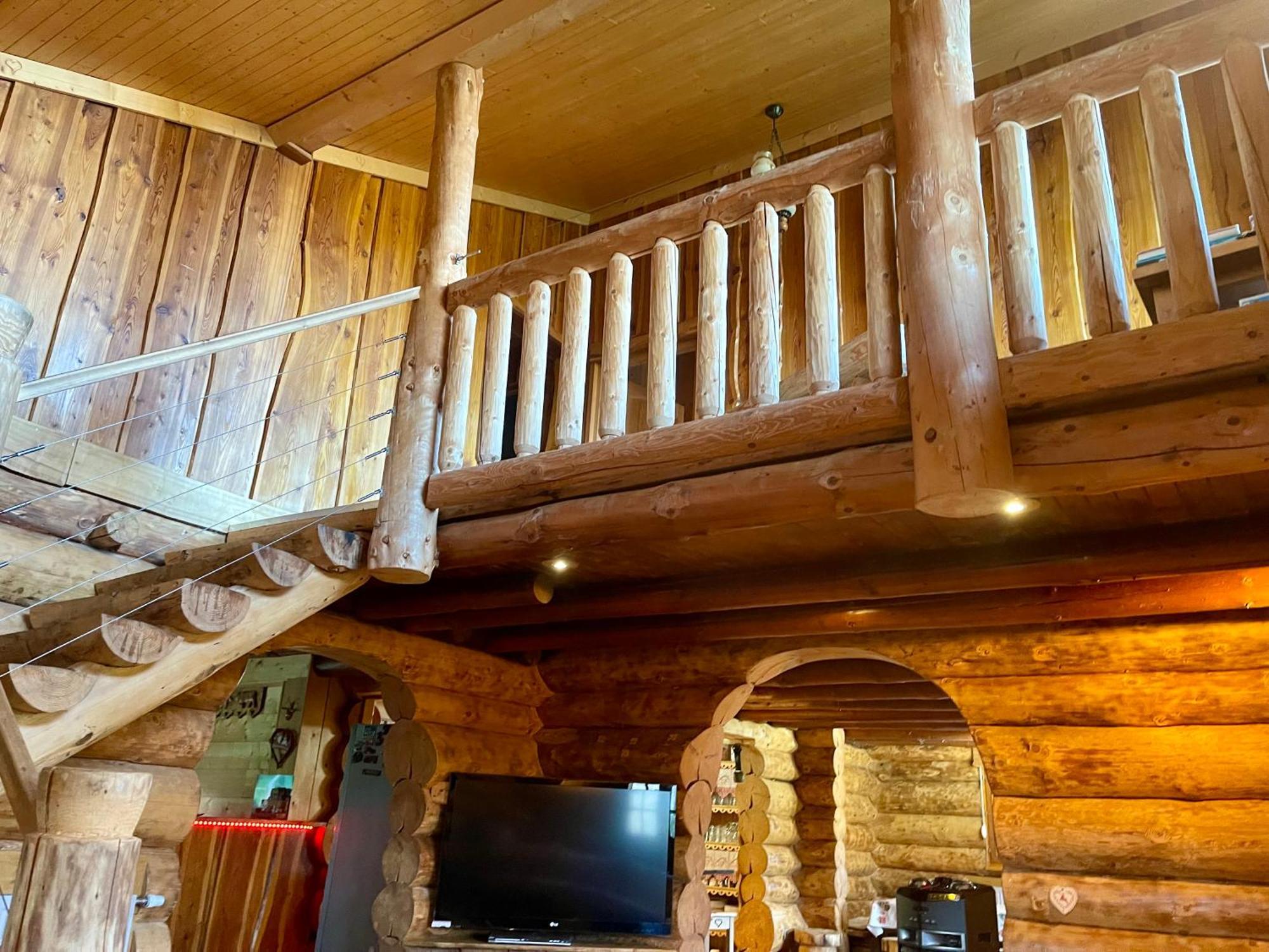 Chalet Spa Le Royal Nathalie Mn La Rouge ลาแบรส ภายนอก รูปภาพ
